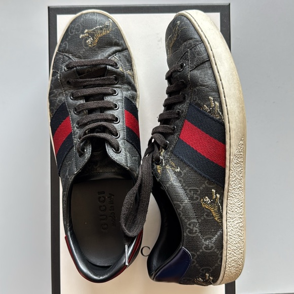 Authentic Gucci Ace Sneaker W/ Tiger Print - Picture 6 of 7